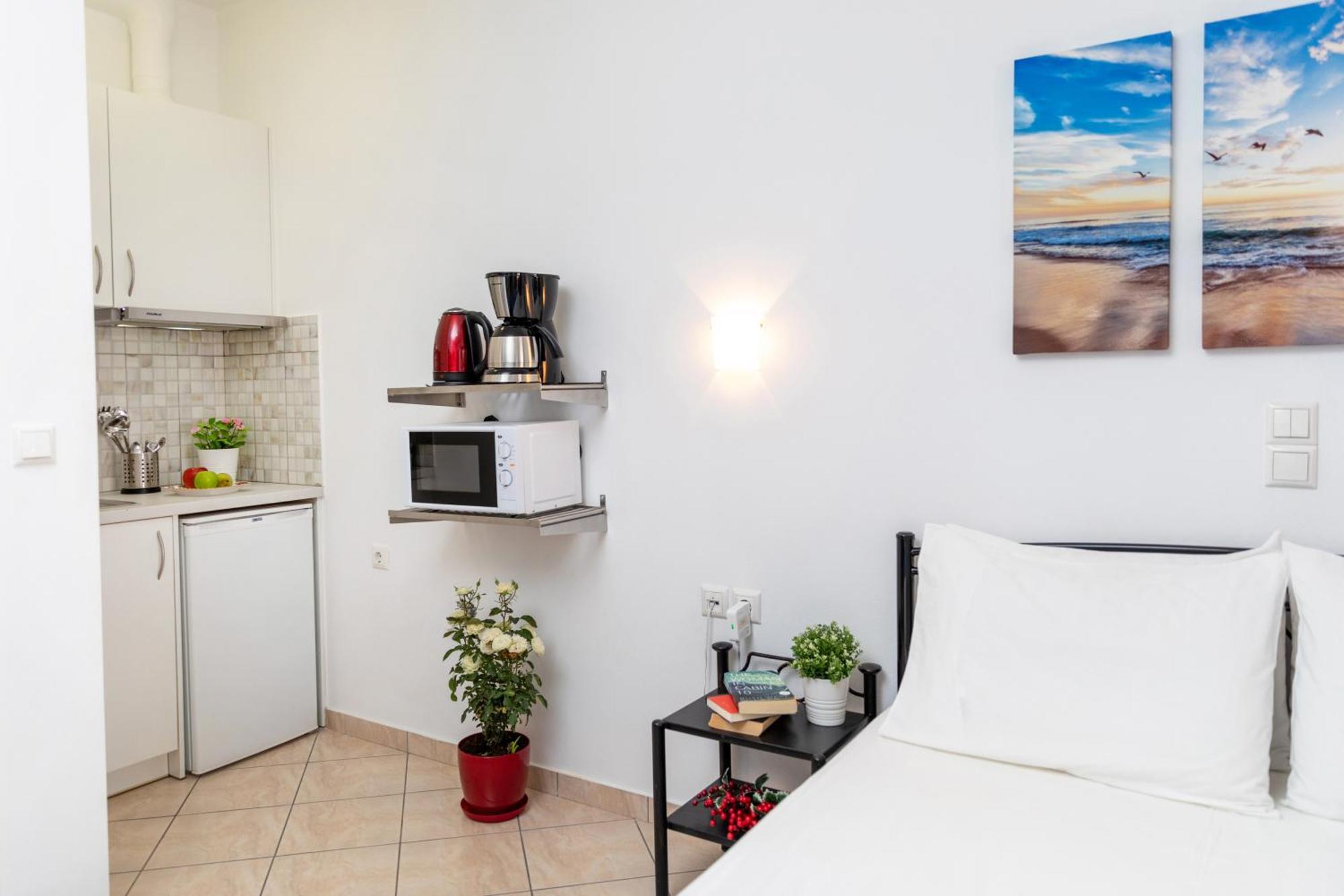 Naxos Diamond Studios Apartments Naxos City Habitación foto