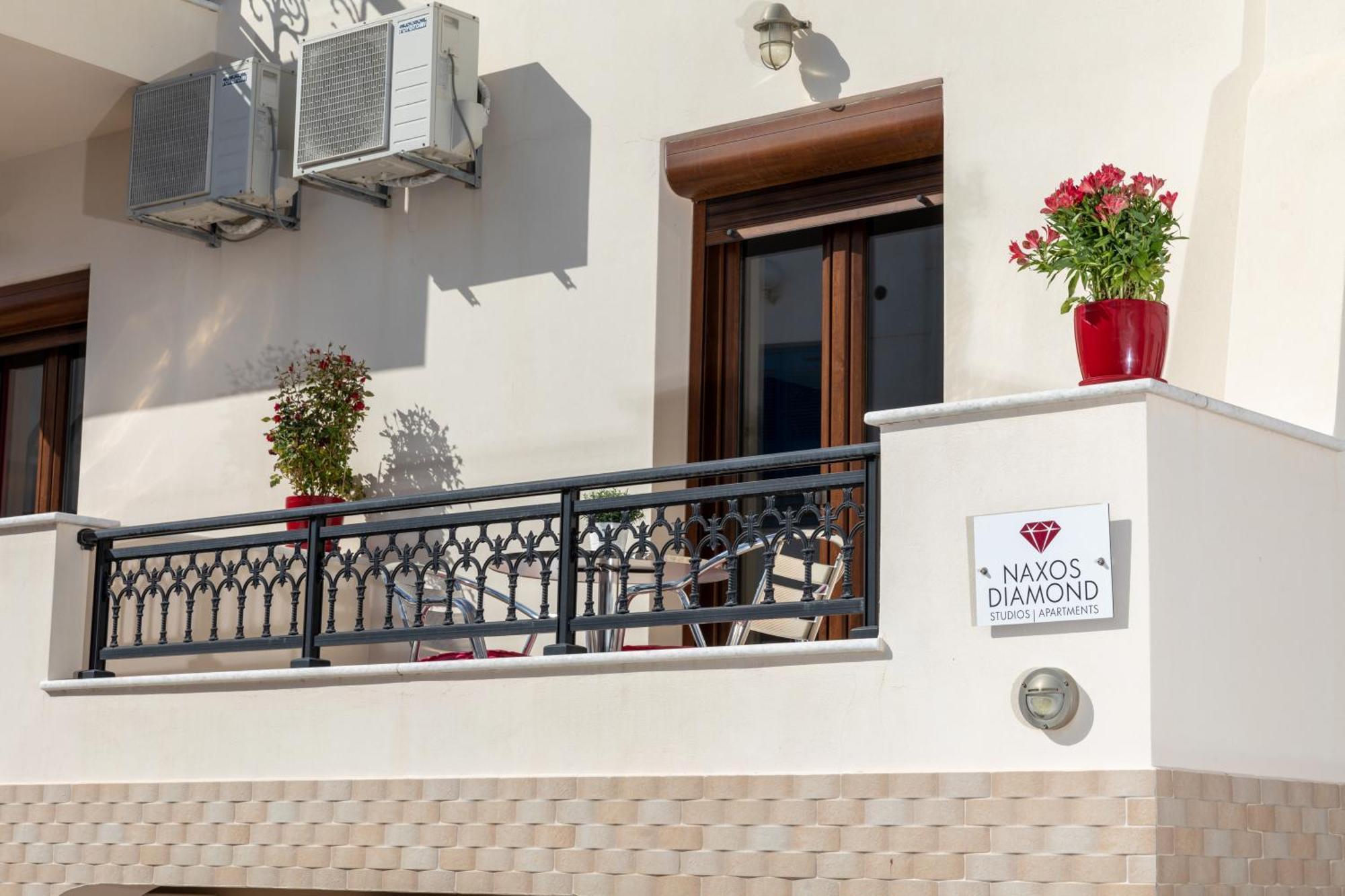 Naxos Diamond Studios Apartments Naxos City Habitación foto